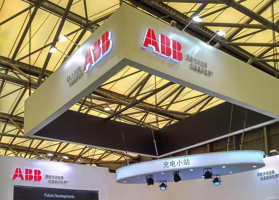 中國(guó)國(guó)際鋰電工業(yè)展覽會(huì)：新能源汽車、動(dòng)力電池、充電樁成焦點(diǎn)